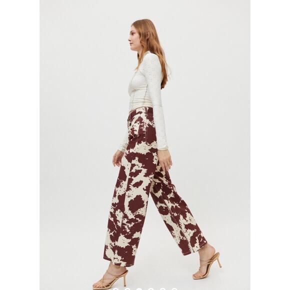BDG Urban Outfitters High and Wide Cow Print Jeans - Picture 4 of 10